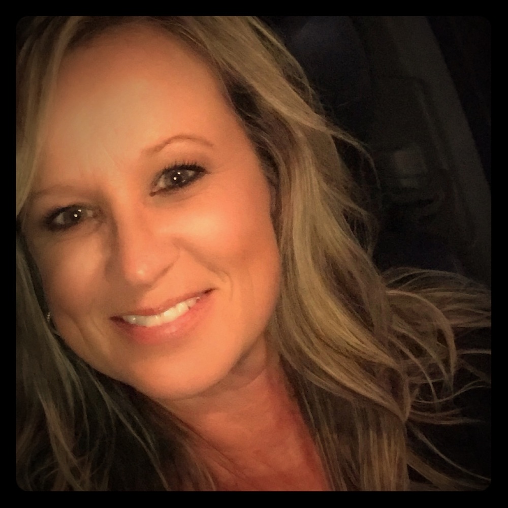 Meet your Posher, Stephanie